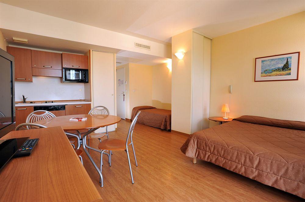Inter-Hotel Sea Side Park Villeneuve-Loubet Exterior foto