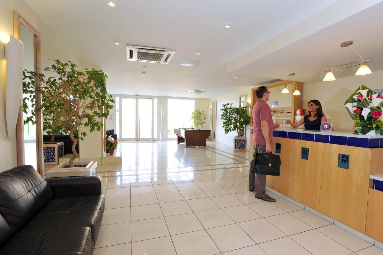 Inter-Hotel Sea Side Park Villeneuve-Loubet Exterior foto